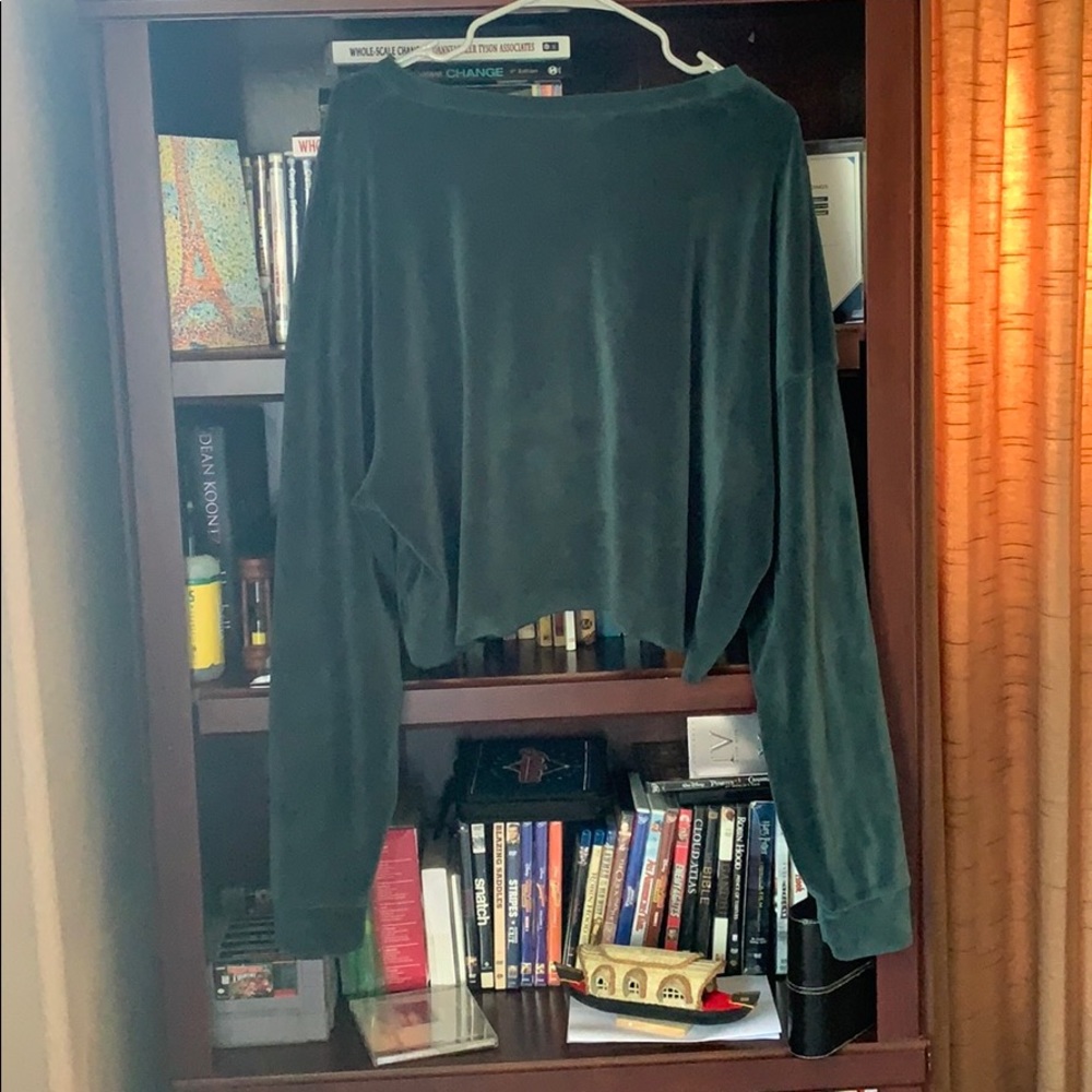 Cropped sweat shirt